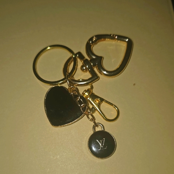 Gold and Black Heart Keychain With LV Charm - Picture 1 of 5